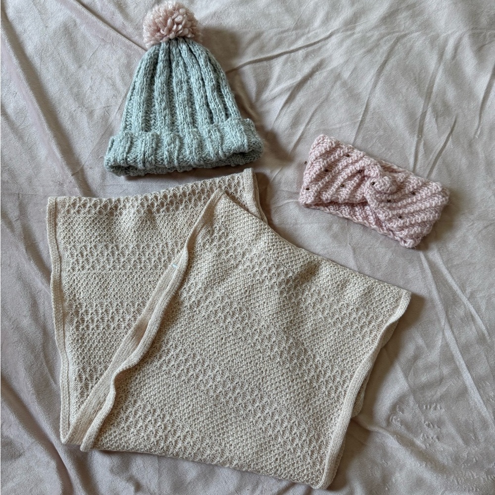 Cute winter accessories bundle